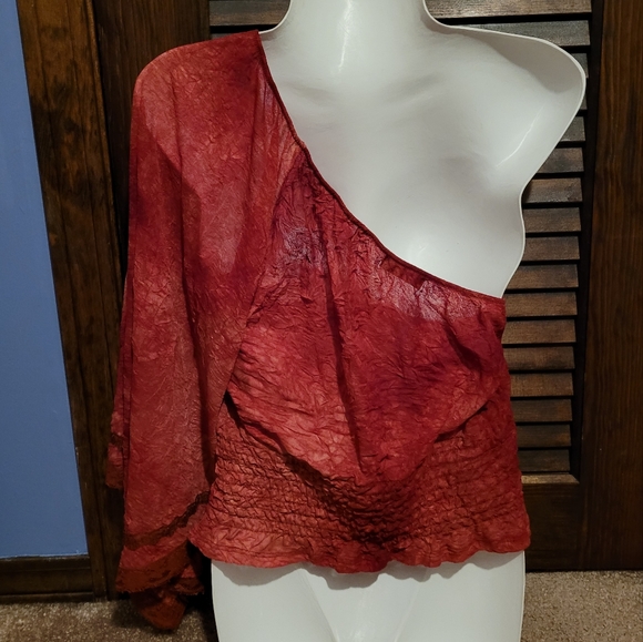 Wet Seal Red Off-The-Shoulder Top Women's Medium M Ruffled Lace Sinched Waisted - Picture 2 of 7